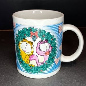Garfield Christmas Mug